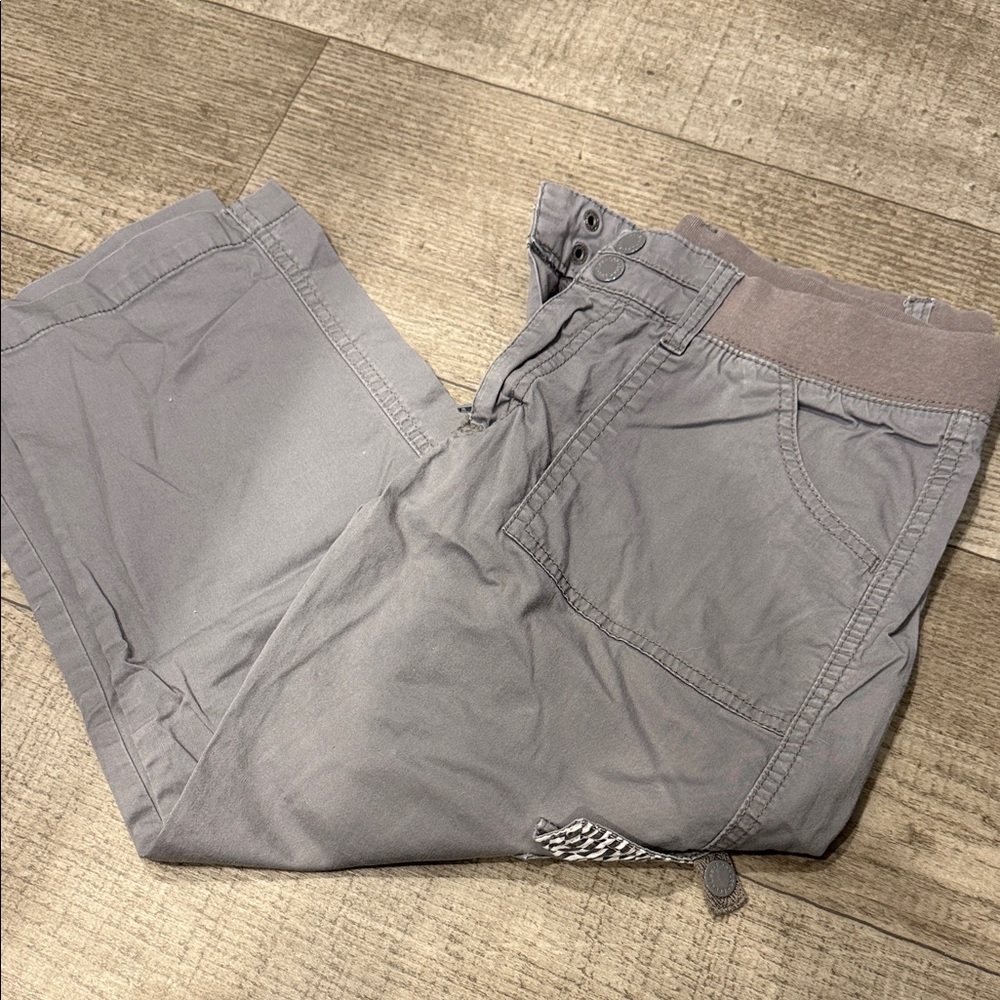 Lee Women's Gray Capris